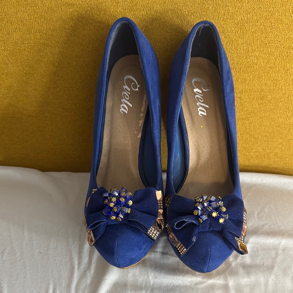 Suede heels